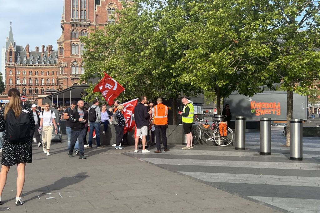 UK Labour Strikes Erupt Over Pay Amid Rising Inflation