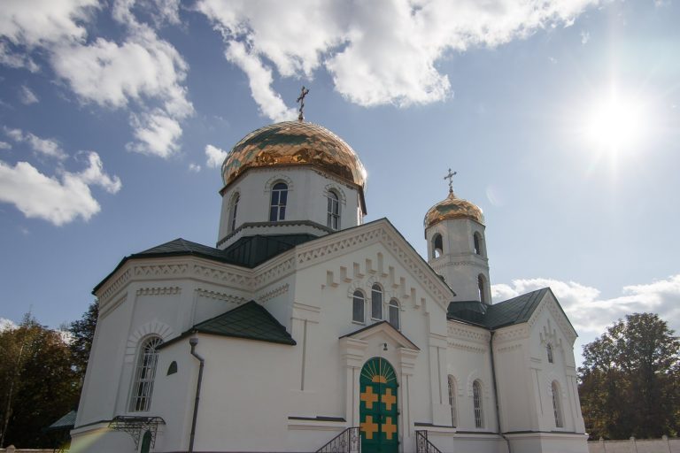 Bakhmut Under Relentless Russian Attack, No Safe Zones Remain