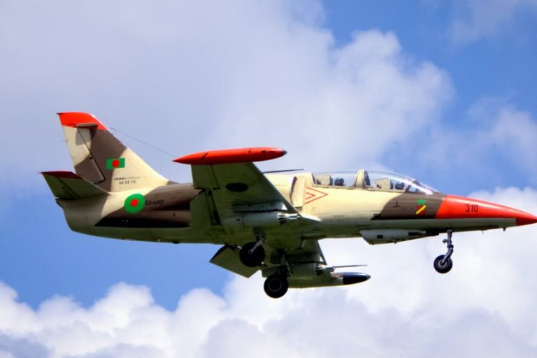 Three Ukrainian Pilots Killed in L-39 Midair Collision