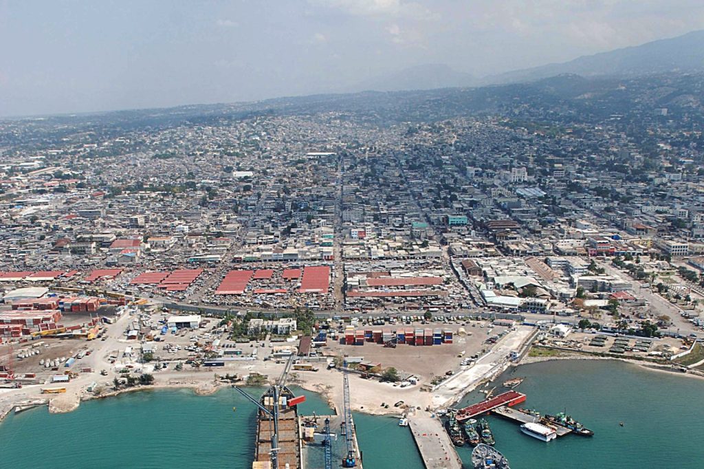 Haitis Capital Overrun by Anti-Government Forces and Vigilantes