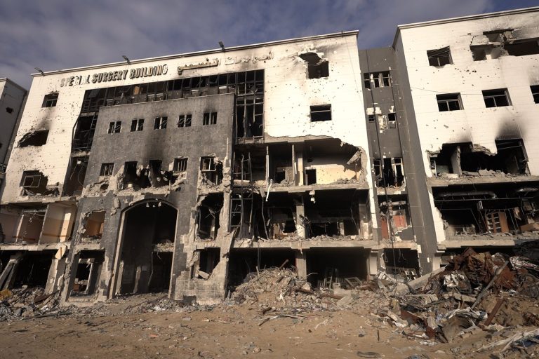 MSF Warns Gaza Hospital Power Cuts Kill Patients