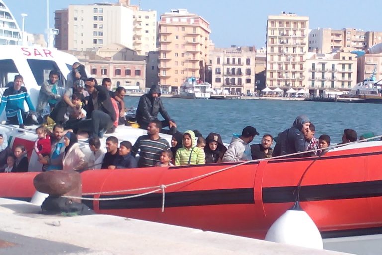 Migrant Boat Capsize Off Mauritania Kills 89, Dozens Missing