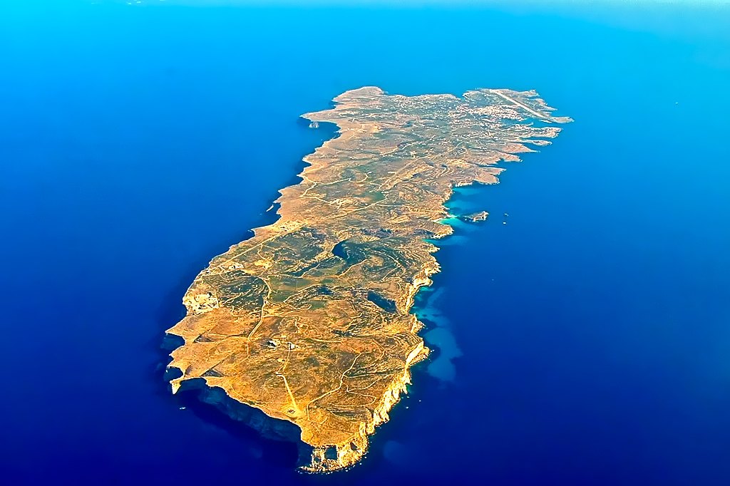 Syrian Migrant Boat Capsizes Off Lampedusa, 21 Dead