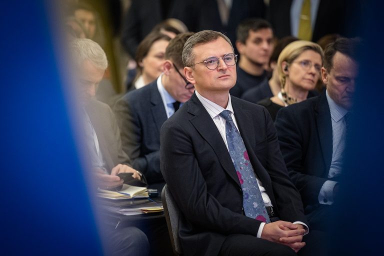 Ukraine’s Kuleba Resigns as Foreign Minister Amid War