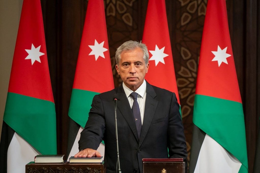 Jordans King Appoints Military Insider as Prime Minister