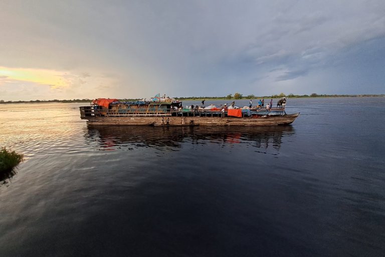 Congo River Boat Disaster Leaves 50 Dead, Hundreds Missing