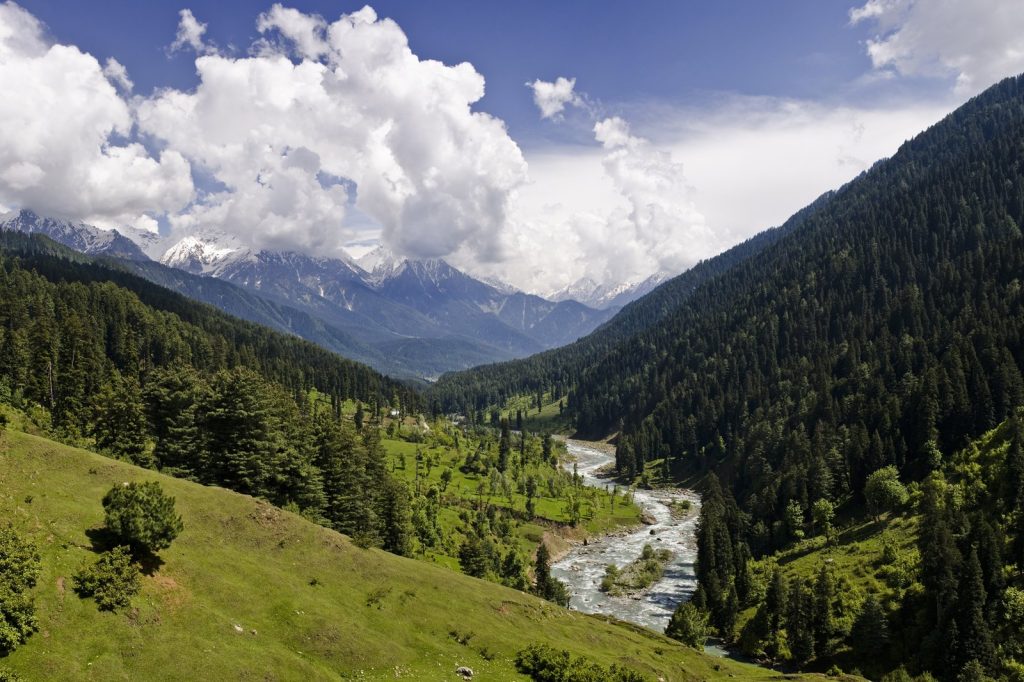 India Expels Pakistani Diplomats After Pahalgam Attack