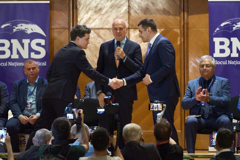 Romania Runoff Pits Pro-West Dan vs Far-Right Simion