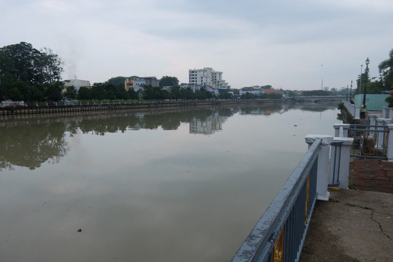Singapore, Malaysia Renew Johor Water Pact with New Terms
