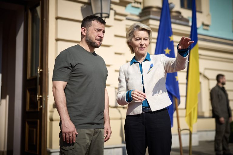 Ukraine Agrees to New Peace Talks with Russia and US