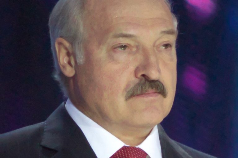Belarus leader rules out troops, offers Ukraine talks