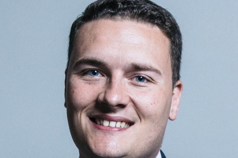 Wes Streeting Resigns as England’s Health Secretary Suddenly