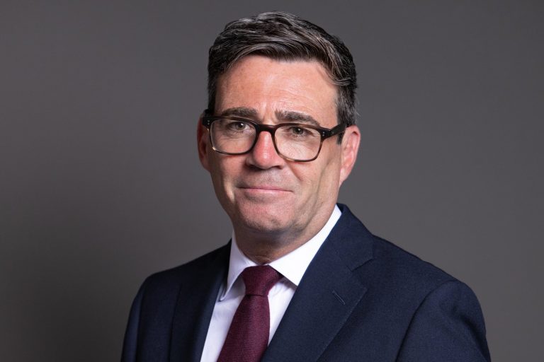 Starmer’s swift exit hands Burnham early Labour unity win