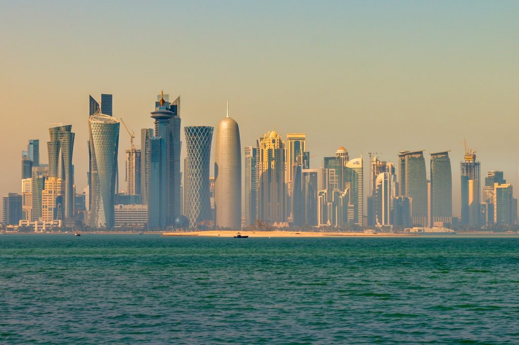 Doha Prepares for Arrival of Iranian and US Technical Teams for Talks