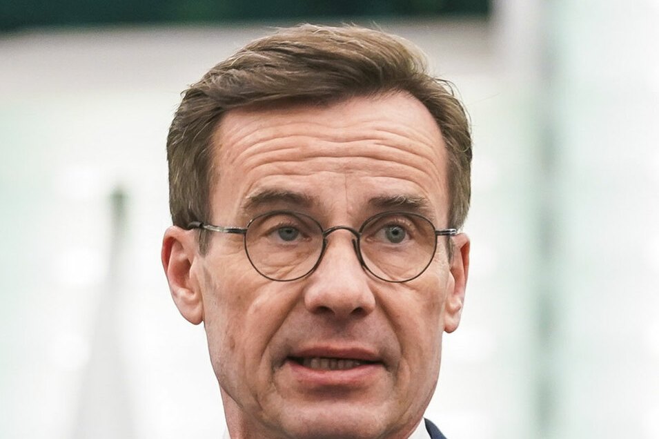 Swedish PMs Almedalen speech reveals party tensions amid potential term end