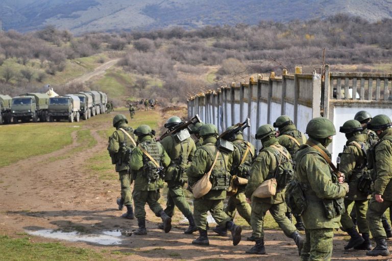 Crimea and Donbas: Territorial Disputes Fuel Ukraine War