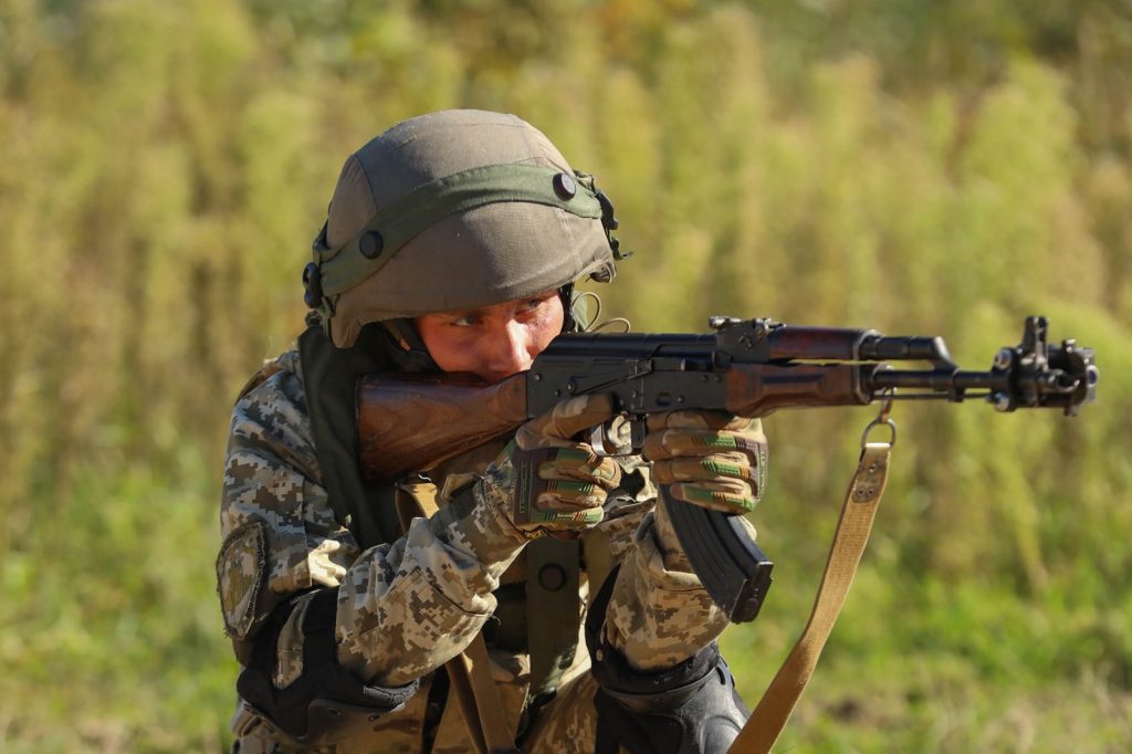 Ukraine War 2024: Key Scenarios Based on Military and Diplomatic Trends