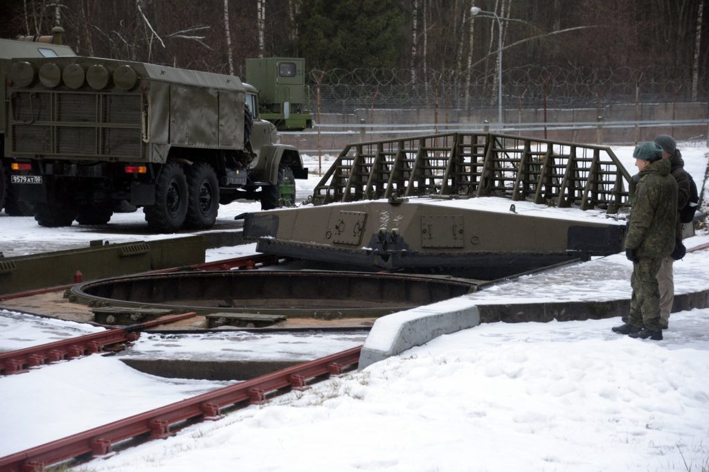 Russian Air Defense Intercepts Ballistic Missile Over Moscow Region