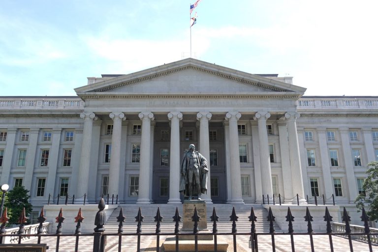 West’s Russia Sanctions Face Growing Threats From Within