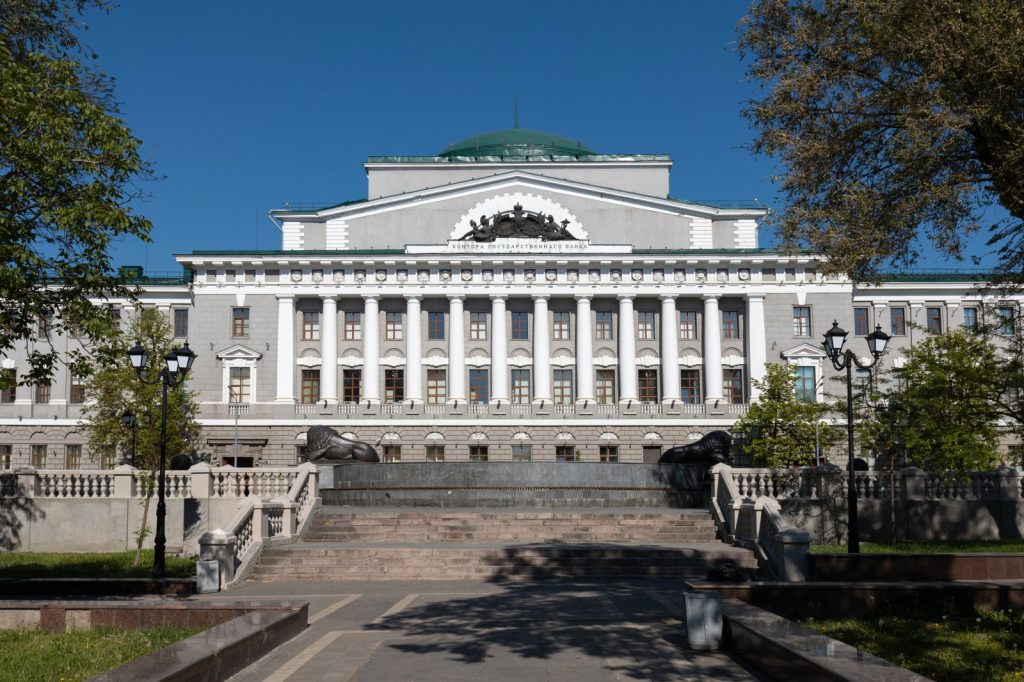 Data and Figures: The Economic Toll of the War on Russia and Ukraine