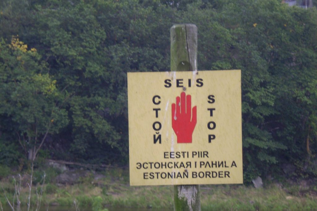 Estonias 294-km Russia border raises security fears after past occupation