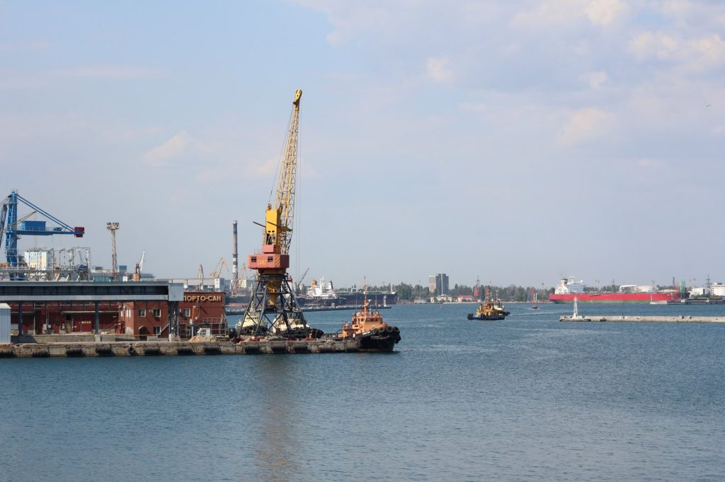 Ukraine Bypasses Russian Blockade After Black Sea Grain Deal Collapse