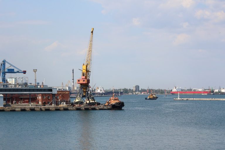 Ukraine Bypasses Russian Blockade After Black Sea Grain Deal Collapse