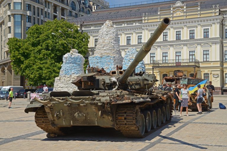What Happens Next? Scenarios for the Russia-Ukraine War in 2025