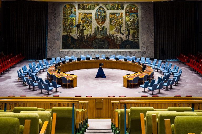 UN, EU, Gulf States Urge Restraint Amid US-Iran Tensions