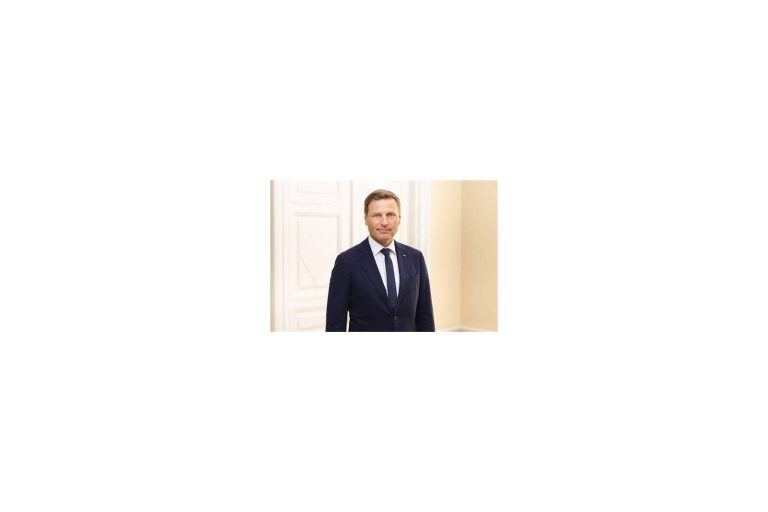 Hanno Pevkur: Estonian Defense Minister Navigating Security Shift