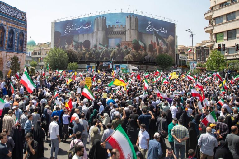 Iran Strait of Hormuz Tensions: Escalation or De-escalation Ahead
