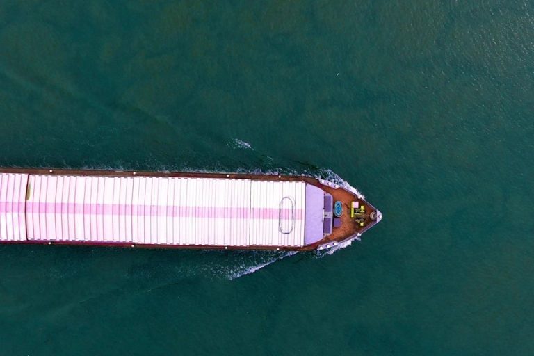 Iran Resumes Attacks on Shipping in Critical Strait of Hormuz
