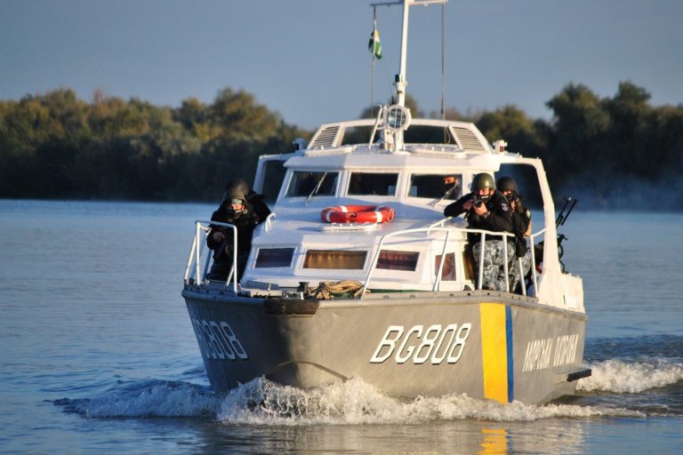 Ukraine’s Magura V5 Drone Boats Transform Black Sea Naval Tactics