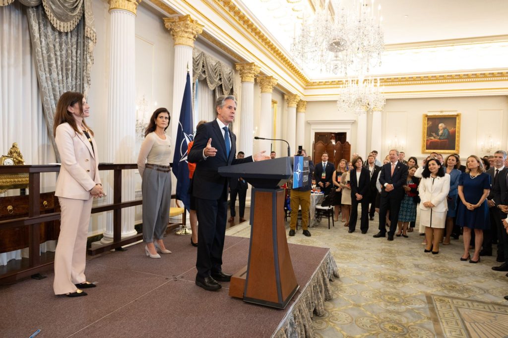 How the New Executive Order Changes U.S. Policy-Making for Venezuela