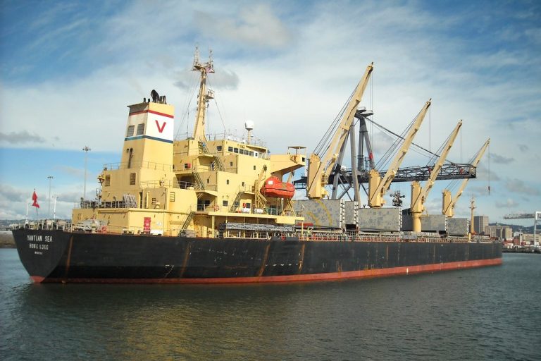 U.S. Proposes 20% Strait of Hormuz Toll in New Pressure Tactic