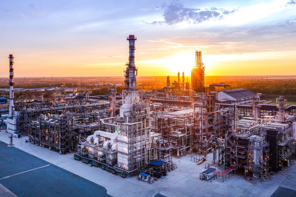 Ukrainian drones strike Russias largest refinery deep in Siberian territory