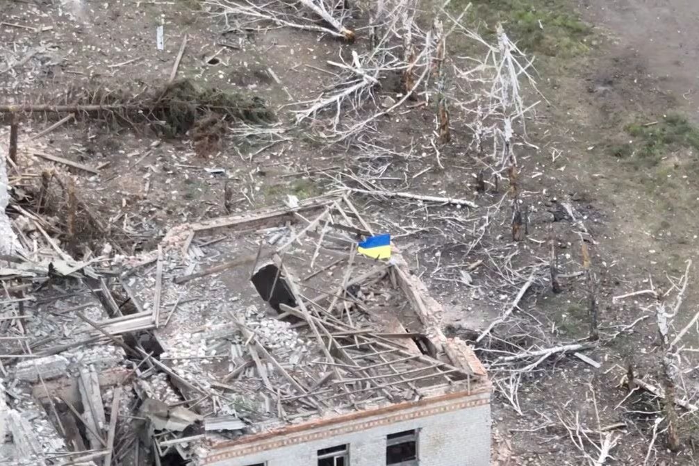Ukraine Uses Naval Strikes to Aid Ground Push in South