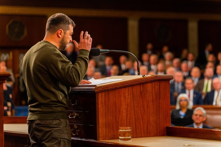 Zelensky: China Gave ‘Harsh’ Response to Russian Nuclear Threats