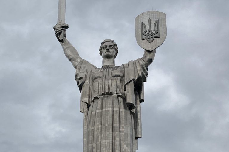 Zelenskiy Drives Ukraine’s Long-Range Strike Strategy Against Russia