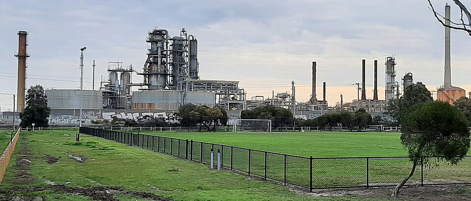 Oil Refinery