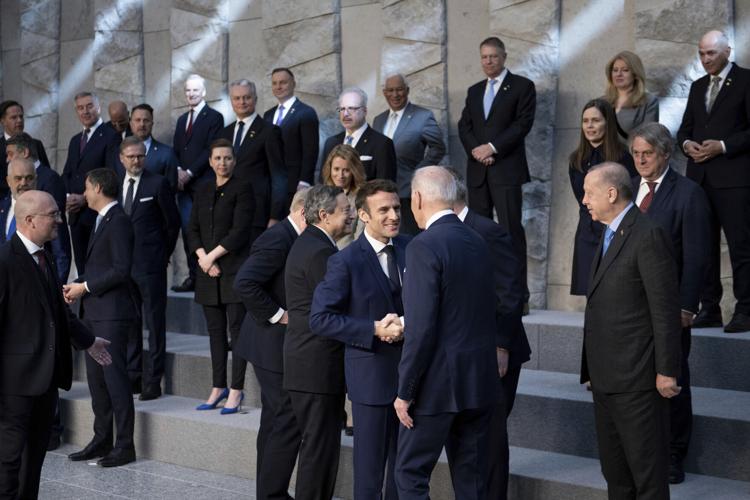 Biden pledges new Ukraine aid warns Russia on chemical weapons