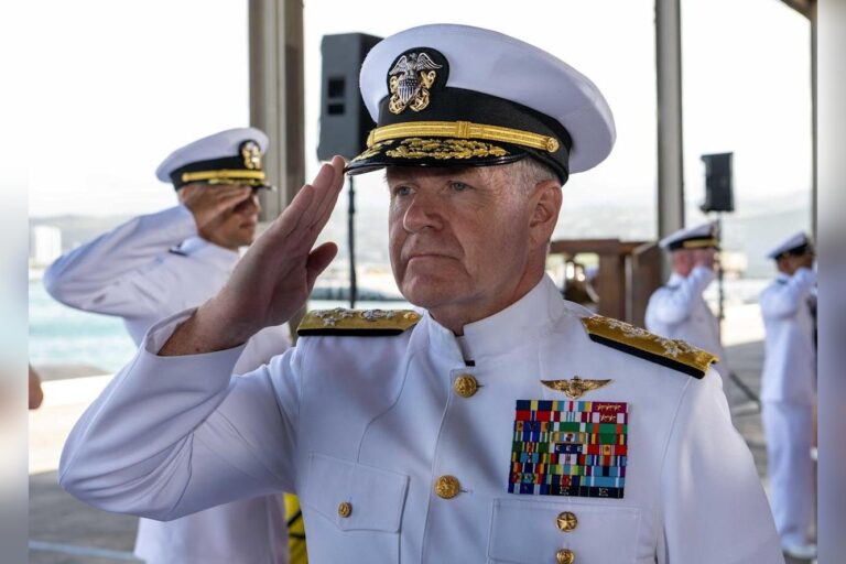 Admiral Paparo Leads U.S. Fifth Fleet in Strait of Hormuz Response