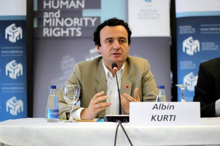 Kosovo Lawmakers Confirm Kurti Government With 62 Votes as Opposition Boycotts