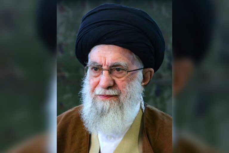Iran’s Khamenei Holds Final Say on Strait of Hormuz