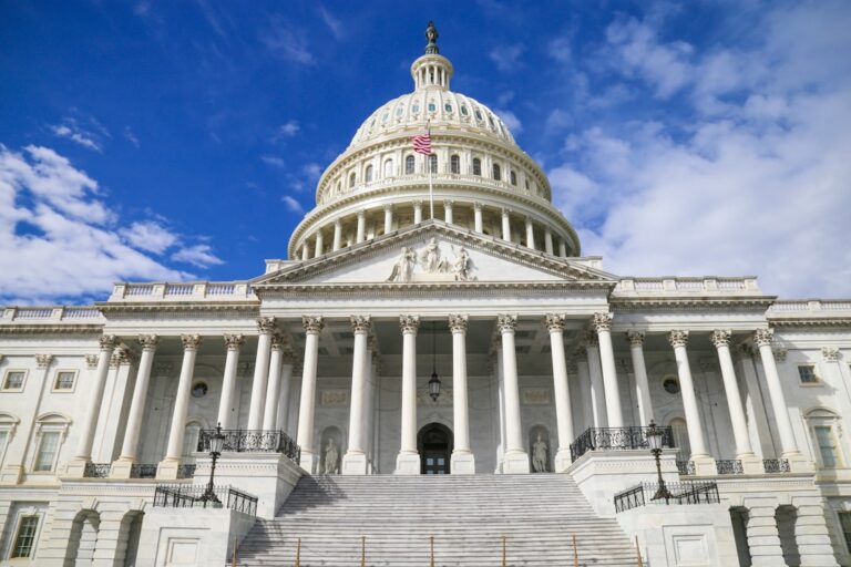 Senate Blocks Ukraine Aid Bill as Russia Presses Hard
