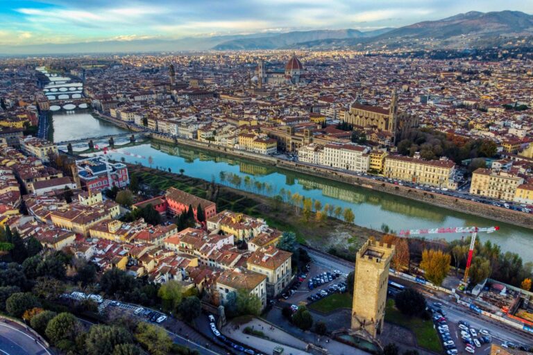 Florence Supermarket Collapse Kills 5 Workers