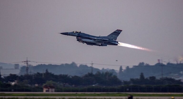 11 Nations Form F-16 Training Coalition for Ukraine