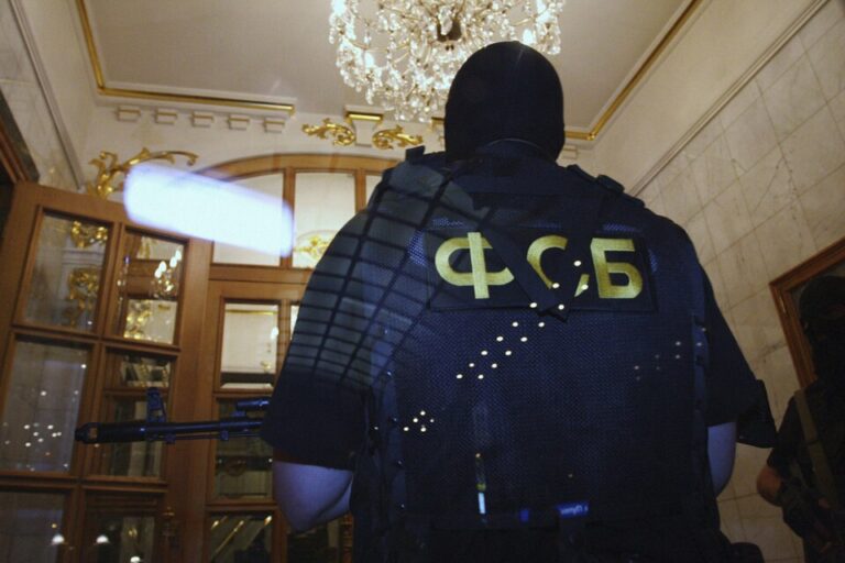 Russia’s FSB succeeds KGB in domestic security role