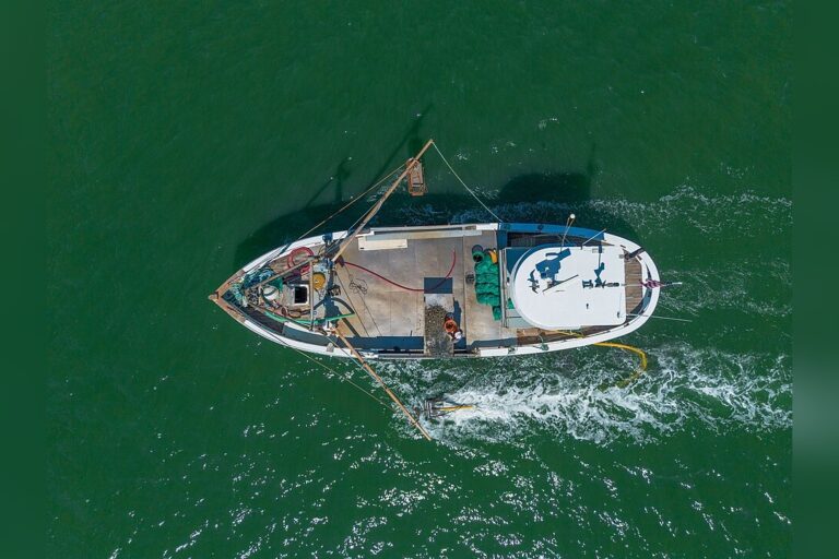 Seven Fishermen Dead After Boat Capsizes Off Philippine Coastline Suddenly