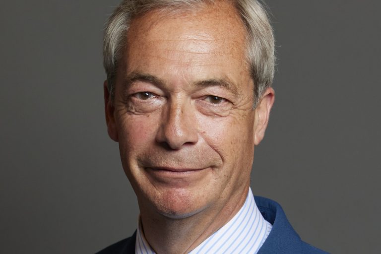 Reform UK Officials Resign After Covert Foreign Funding Caught on Camera